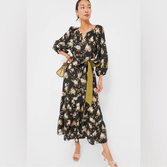 Tuckernuck Dresses & Skirts - Tuckernuck Dress Maxi Floral Pockets Midnight Garden